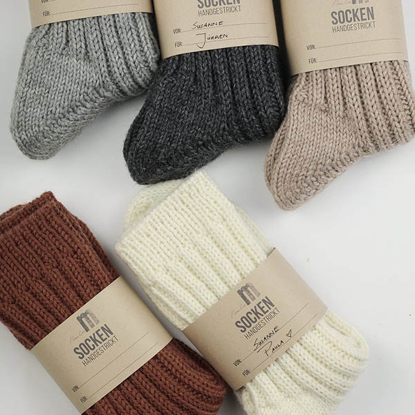 Simple socks knitting