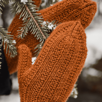 Rust Knitwear - Erna Mittens