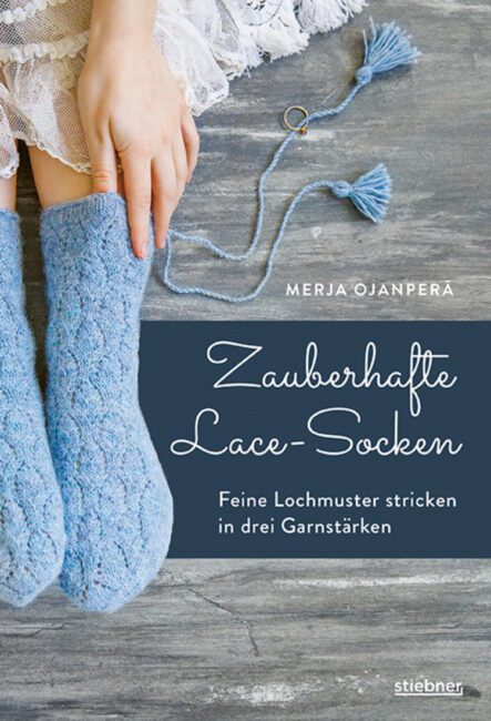 Stiebner - Enchanting lace socks