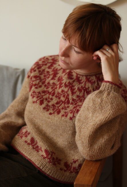 Teti Lutsak - Between Petals sweater